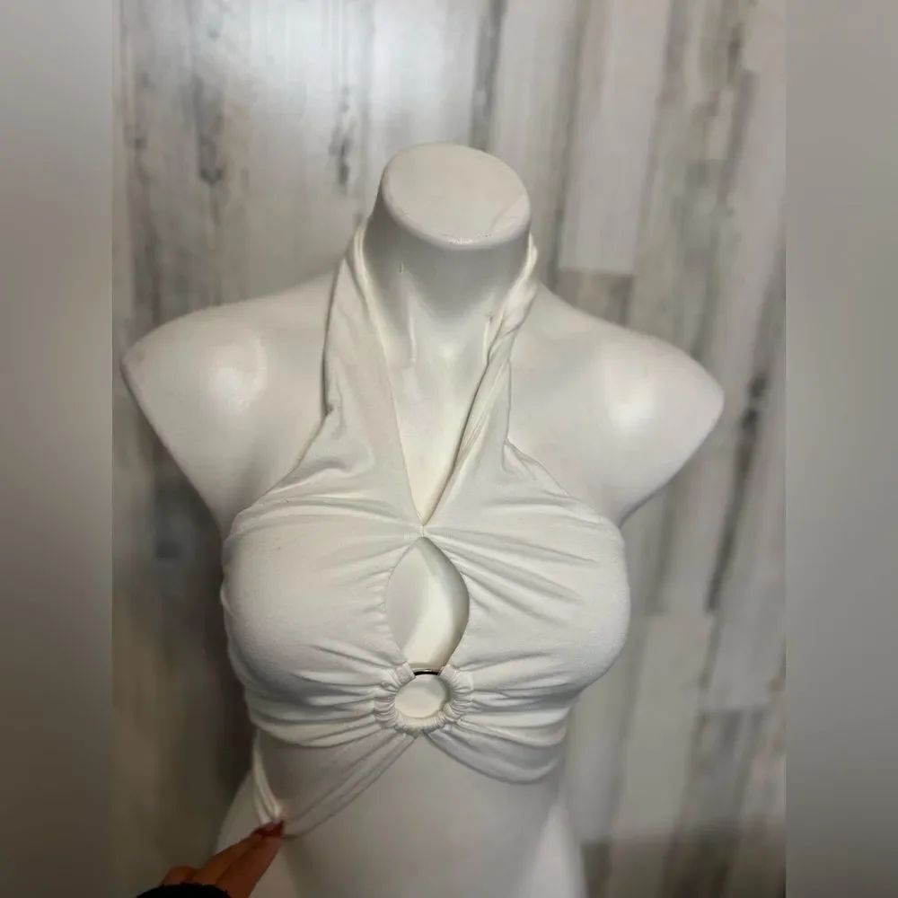 White crop top - Picture 4 of 6